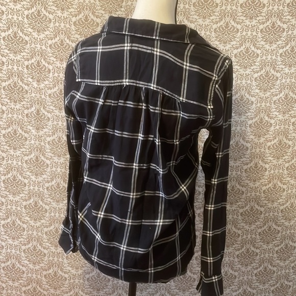 Hollister plaid lace up collared flannel shirt - Picture 4 of 4